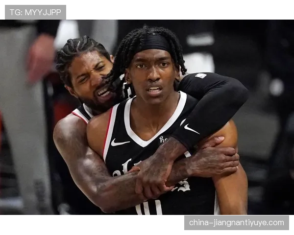 杰·伦·杰克逊二世三分命中率提升明显 拉开对手防线助团队得分爆发