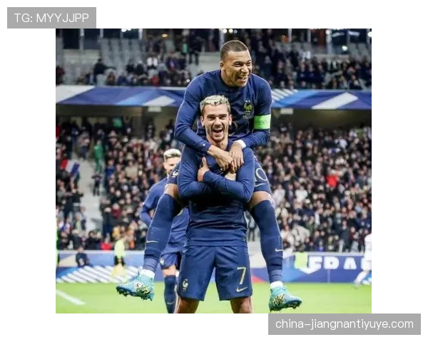 格列兹曼被姆巴佩取代？战术角色与体系适配差距在哪