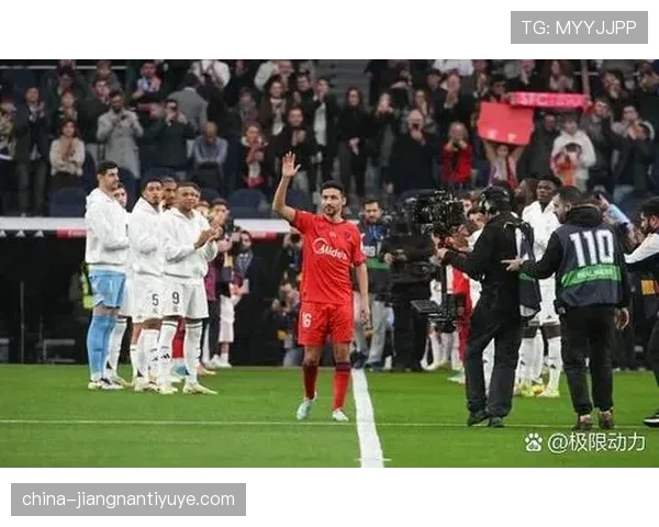 巴尔韦德vs卢卡·莫德里奇 中场传承适配差距到底在哪