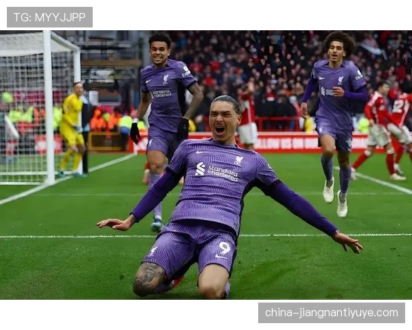 努涅斯 vs 苏亚雷斯：乌拉圭中锋的传承与断层