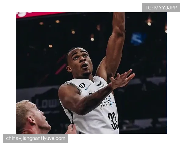 哈基姆挡拆拉开空间提升内线得分率明显优于奥尼尔