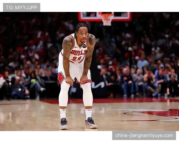 德罗赞中距离命中率提升显著 拉开与汤普森效率差距